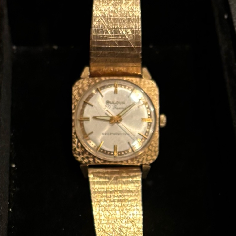 Bulova M5 Self Winding Waterproof Vintage